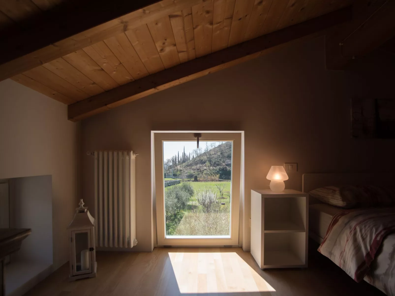 Anwesen mit Garten, Grill und Terrasse-Binnen