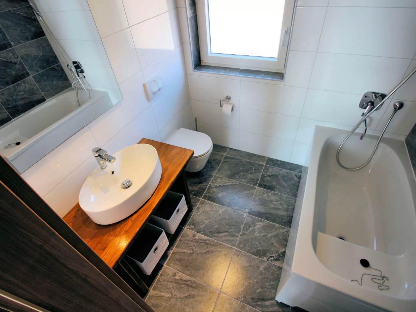 Wohnung "Buba 5" mit Terrasse-Binnen