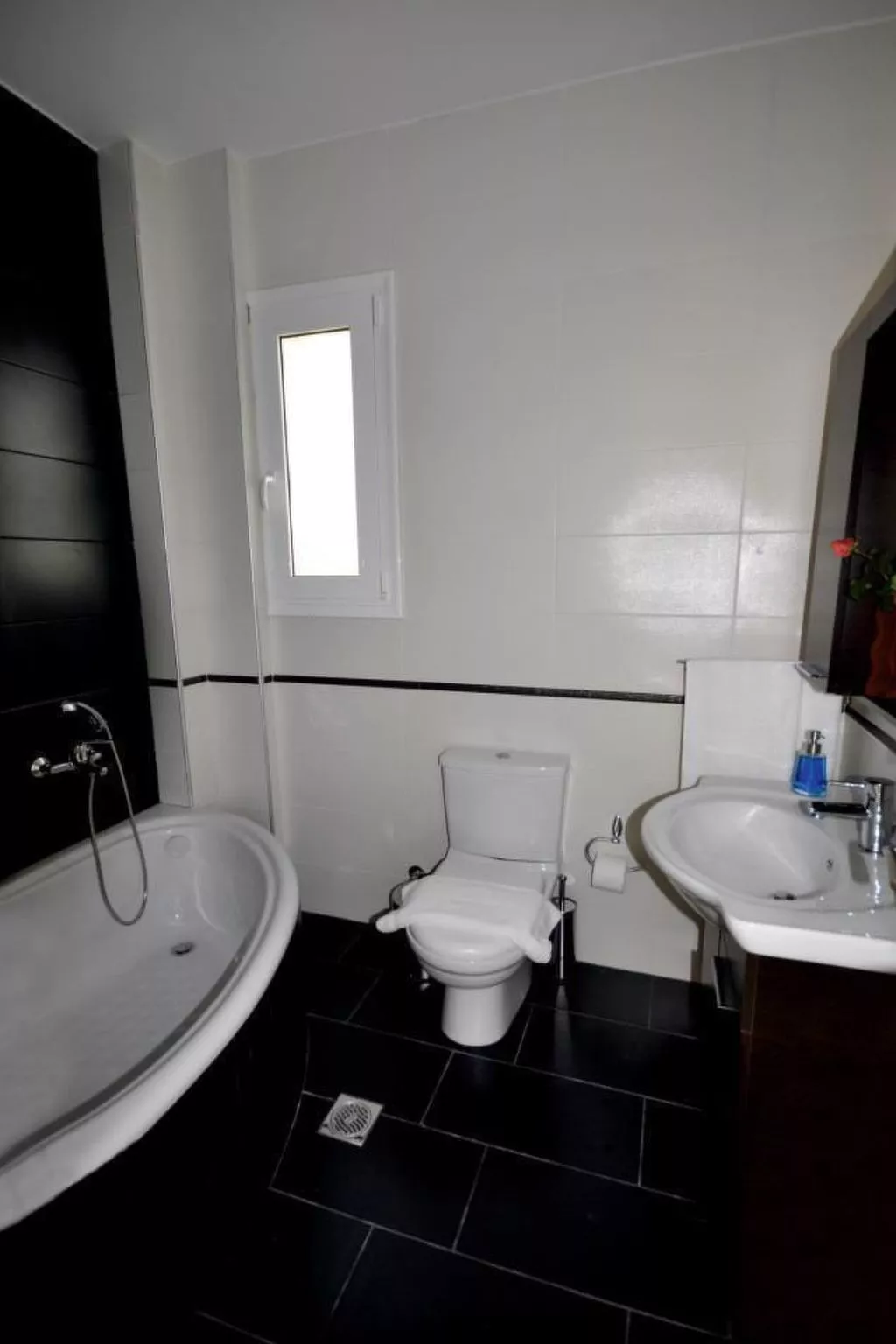 Villa "Xenos" mit Blick auf das Wasser-Buiten