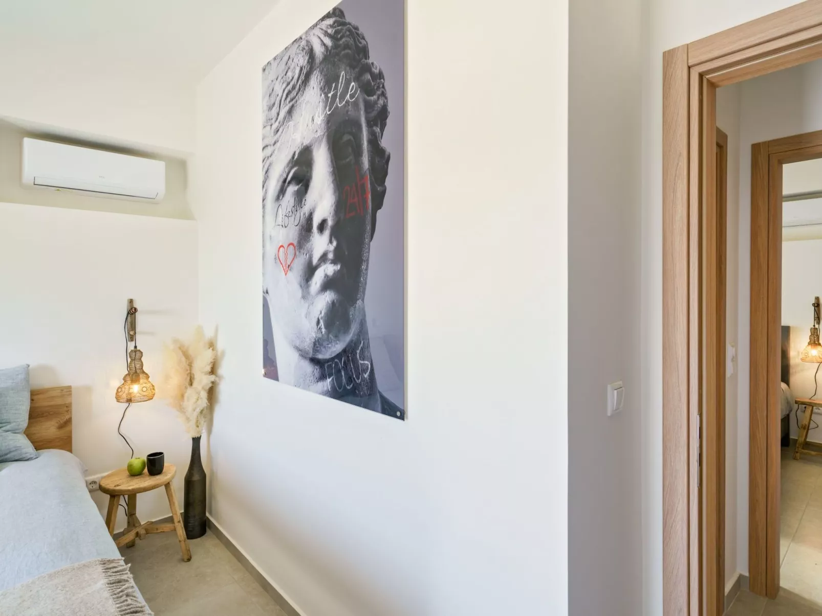 Neu gebaute Villa mit privatem Pool und BBQ-Binnen