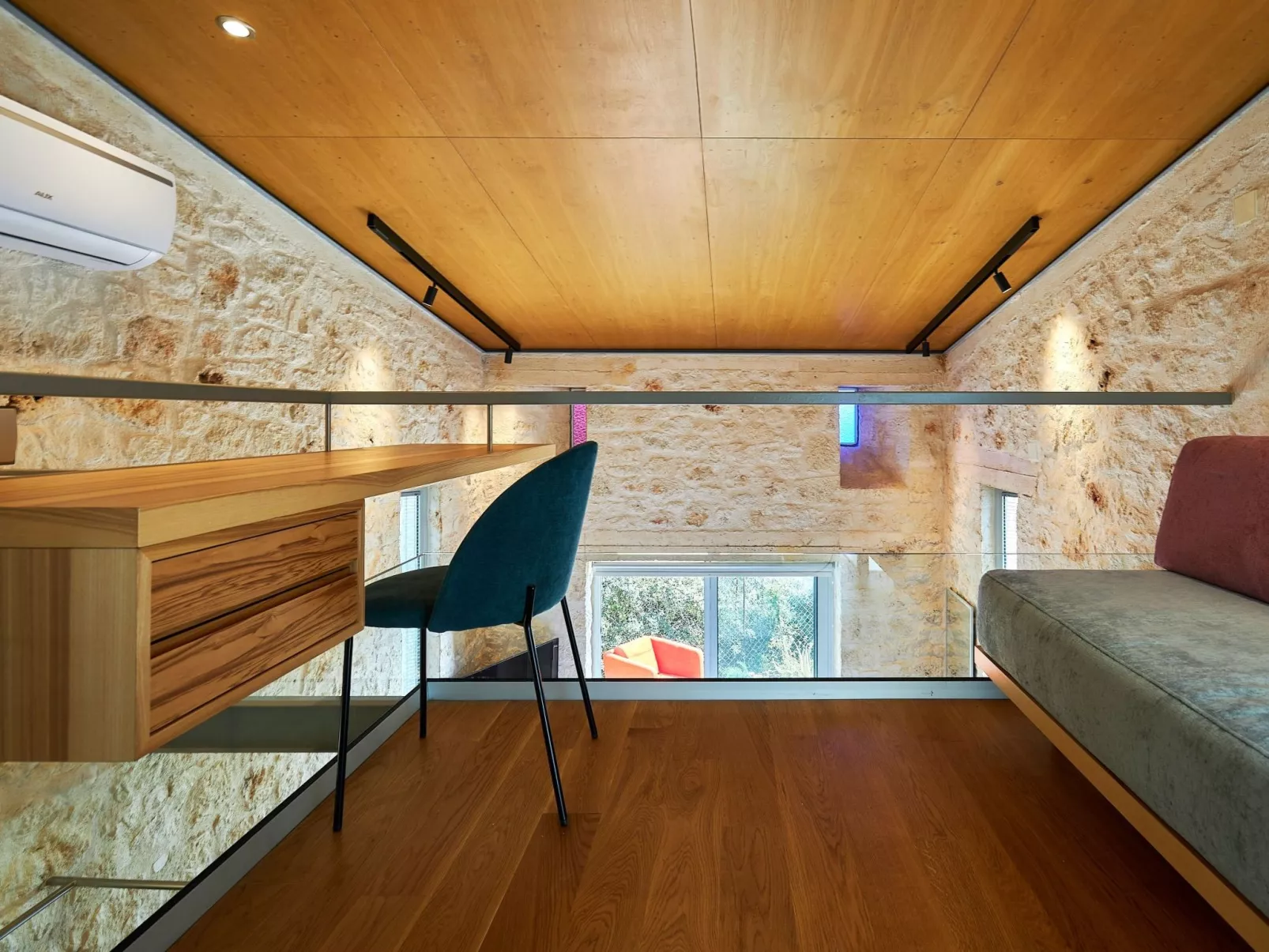 New Olives and Thyme, Meerblick mit 2 beheizten Pools-Image-tags.info