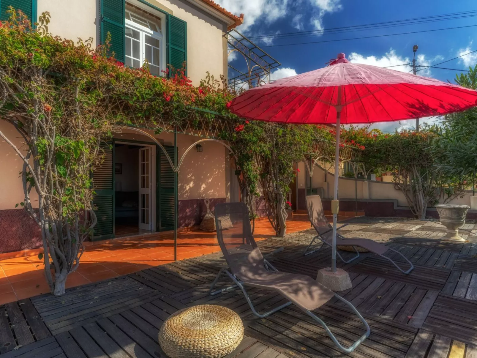 Villa Flora HRM-Buiten