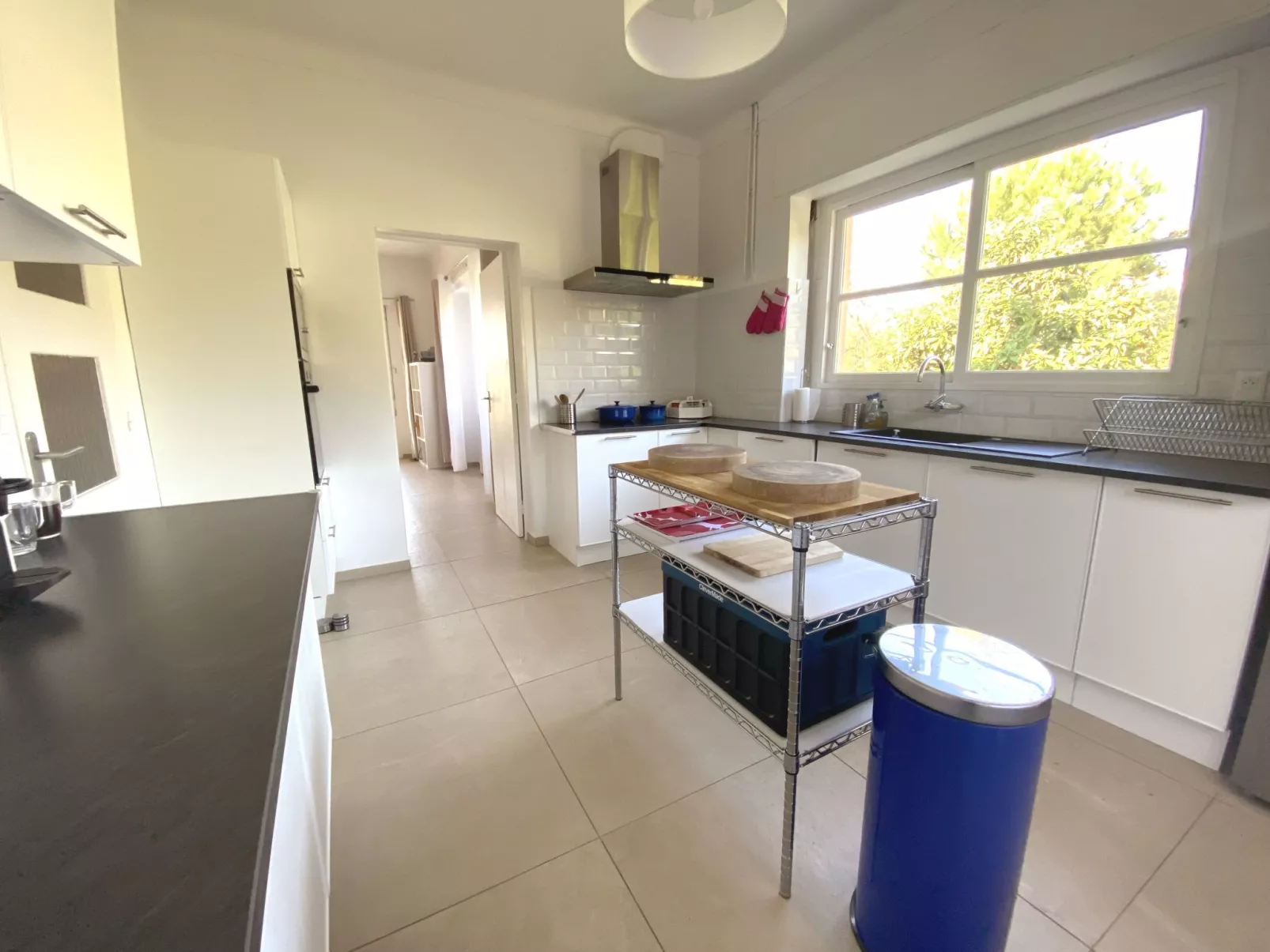 Geräumige und elegante Villa mit großem Garten, Swimmingpool und 3 Schlafzimmer-Binnen