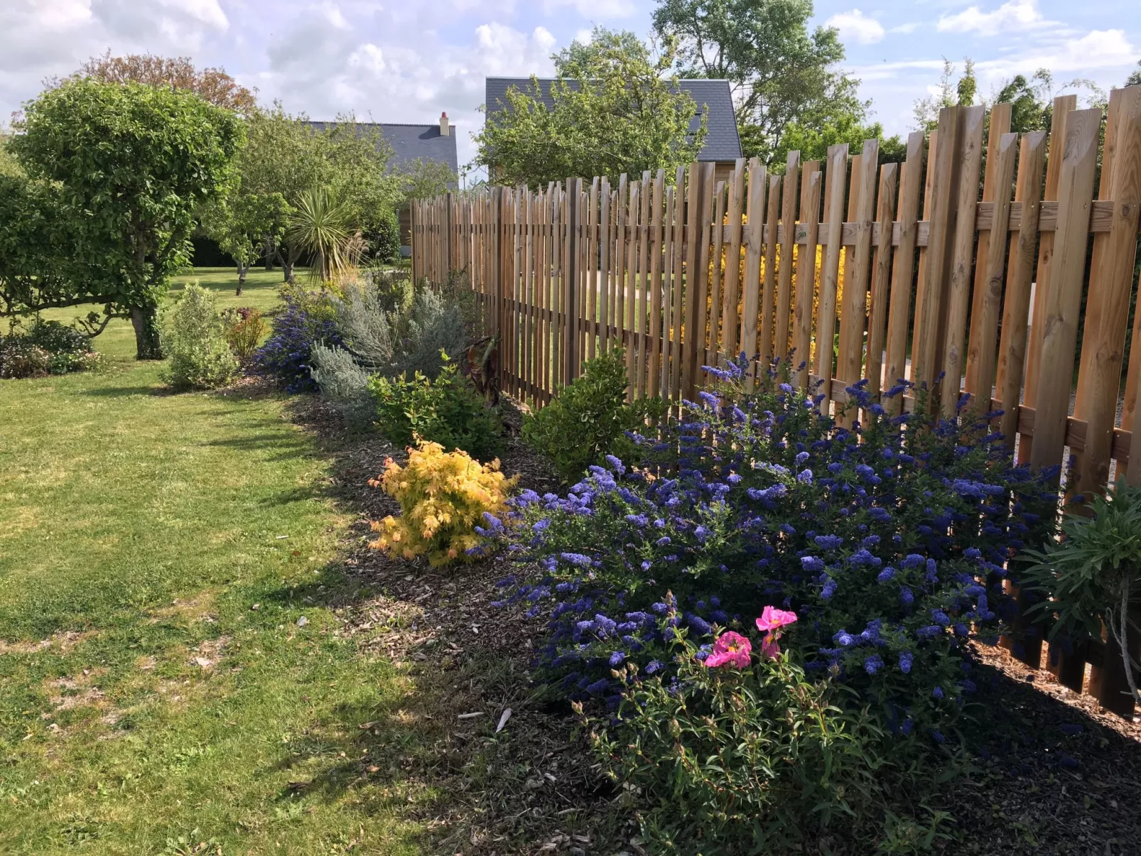 Charmantes Steinhaus in der Nähe des Meeres-Buiten
