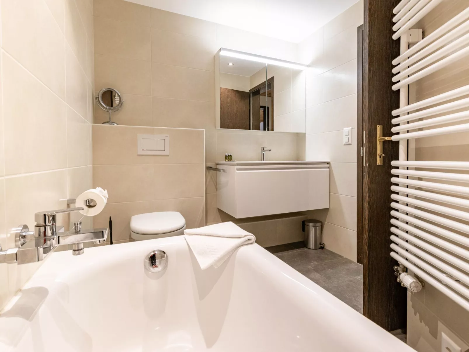 Apartment Rotstock-Binnen