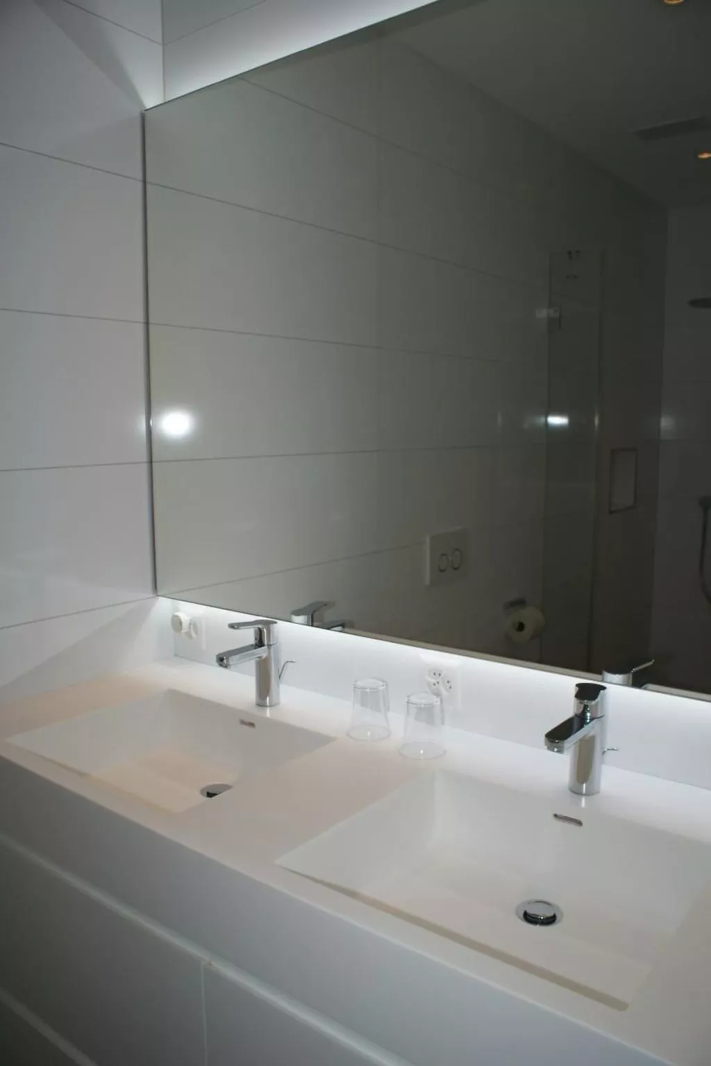 Seepromenade direkt am Davoser See-Binnen