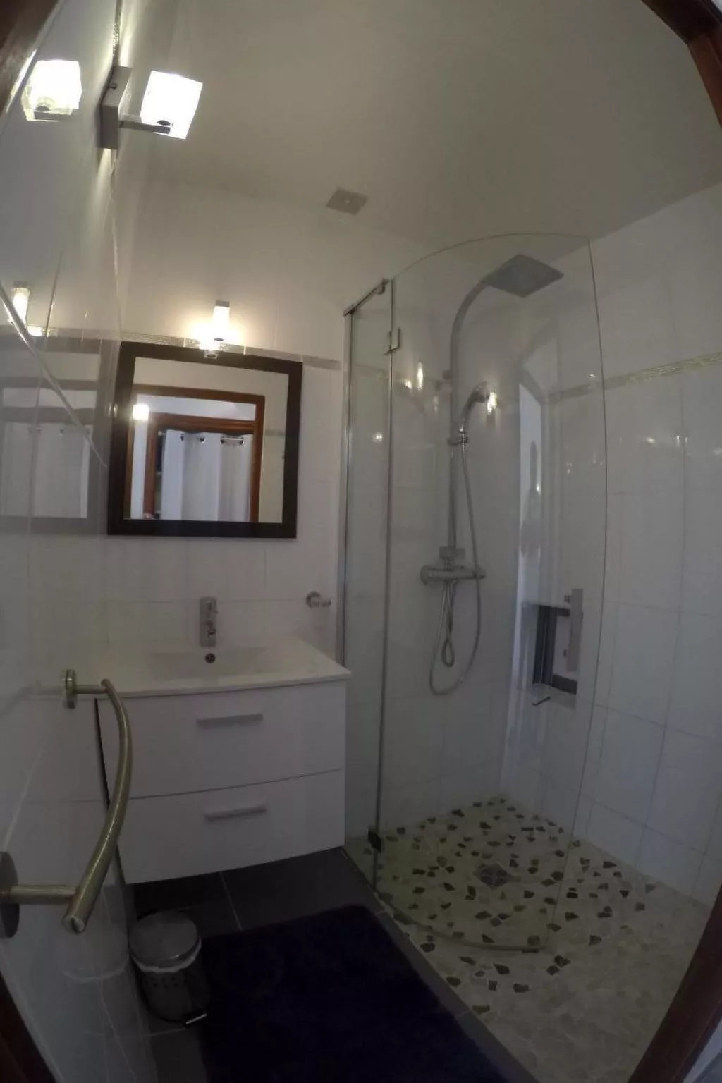 La Garonnette 12-Binnen