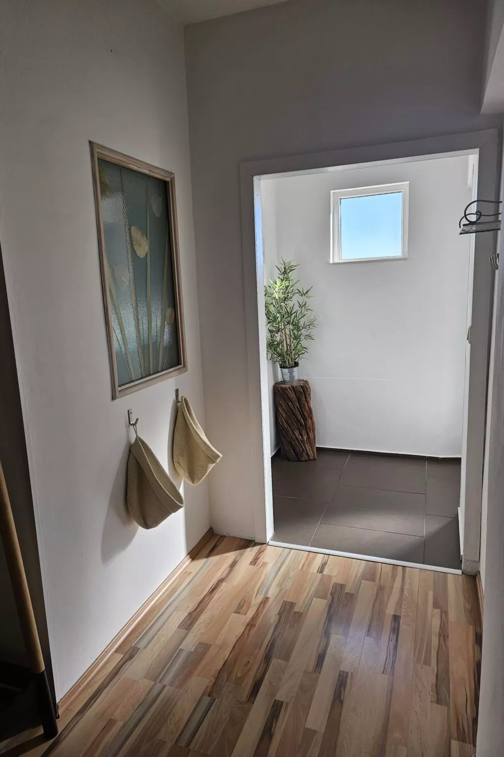 Mit Blick auf das Wasser-Binnen