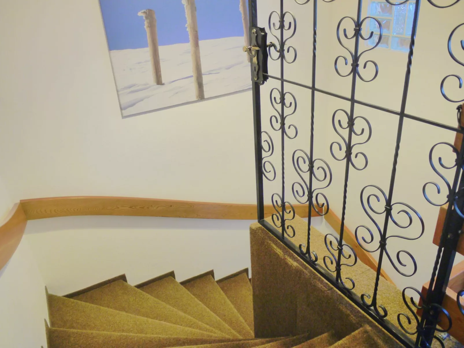 Geräumiges Apartment mit Panoramabergblick-Binnen