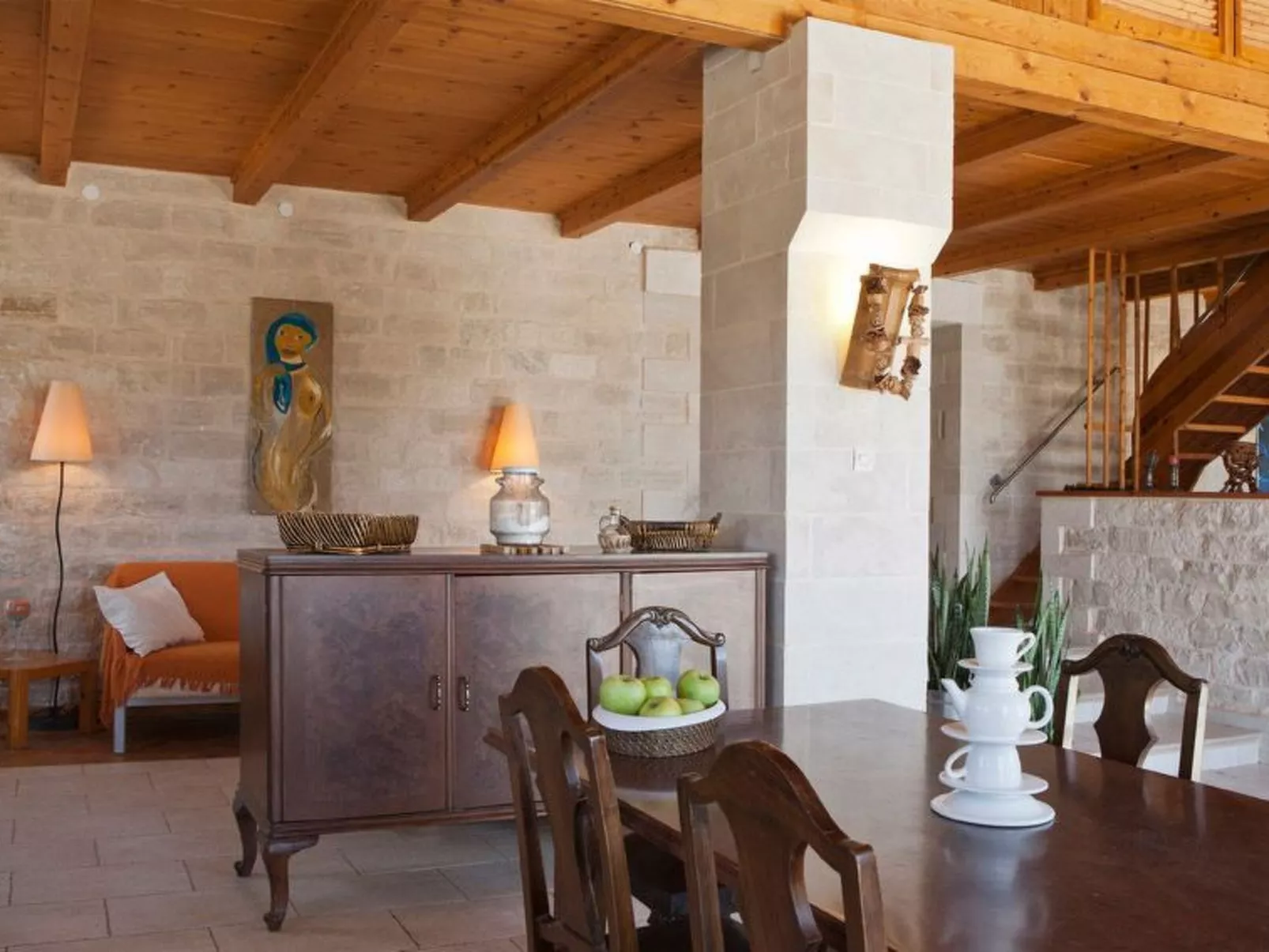 Villa aus Stein mit privatem Pool und BBQ-Bereich-Image-tags.info