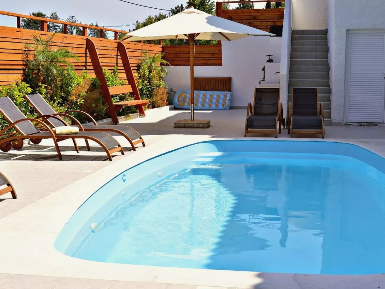 "Despina's Terrace"-Buiten