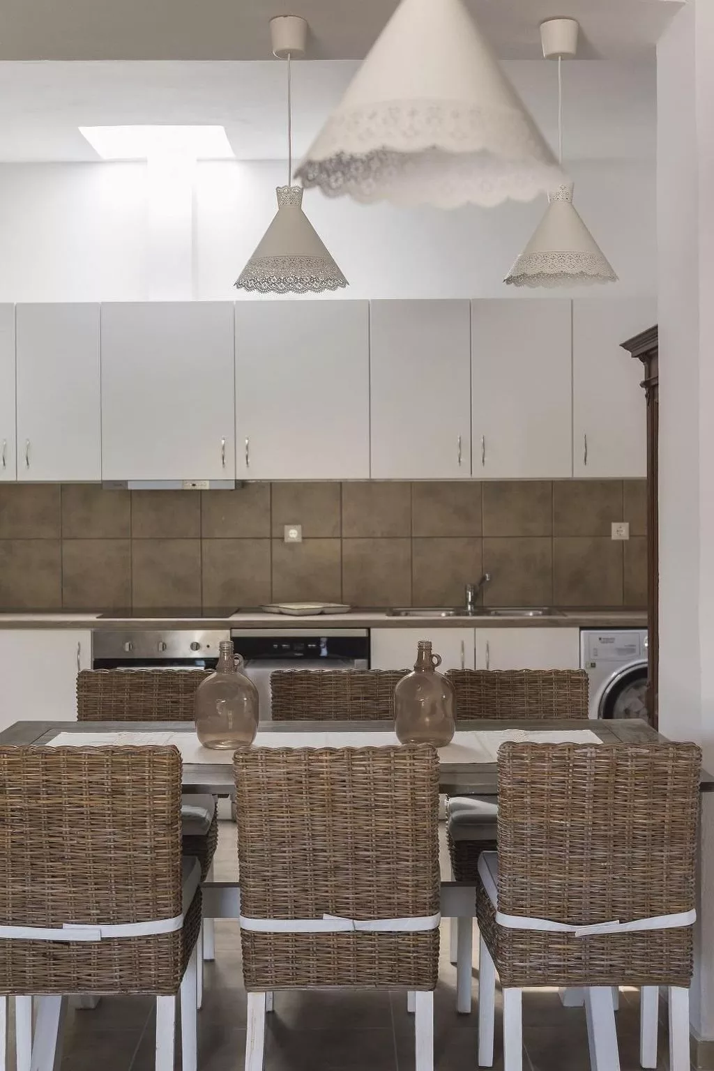 Villa "Despina" mit Garten, Grill und Terrasse-Binnen