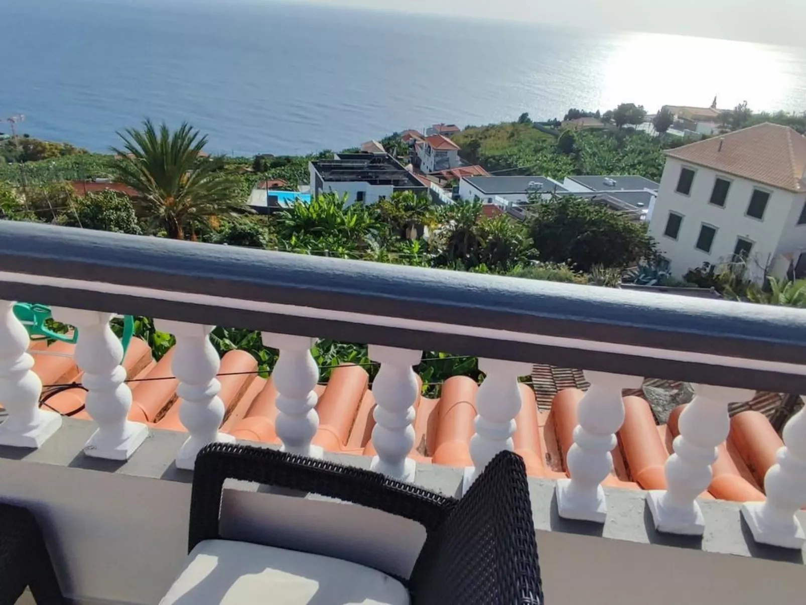 Dachterrasse sonnig und perfekte Aussicht apt-Image-tags.info