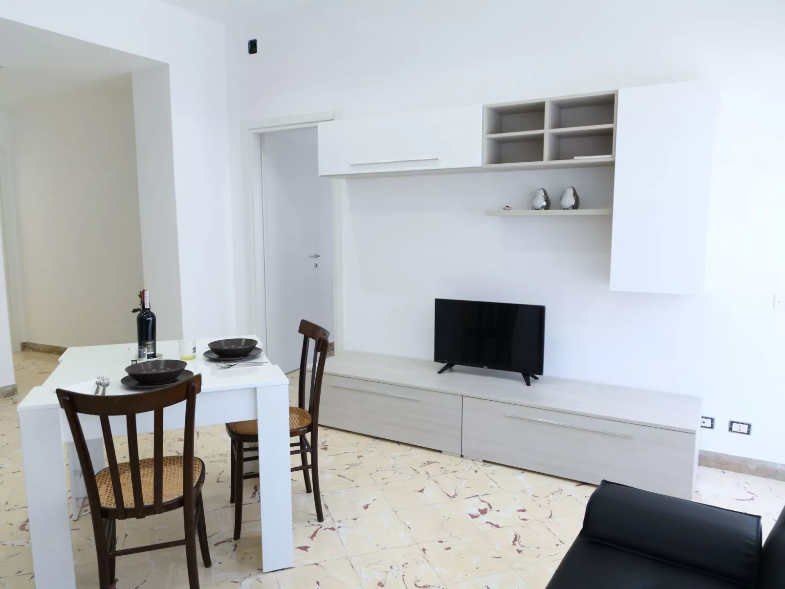 Balcone Giglio-Binnen