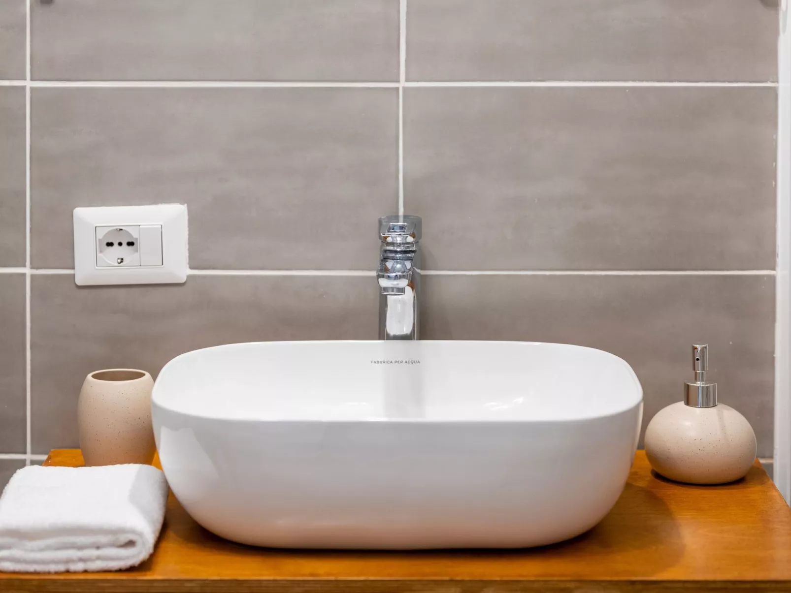 Casa Maria Jucunda Sicilia-Image-tags.info