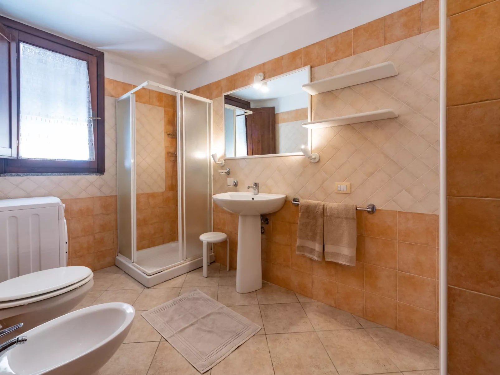 CASA NIU ASTORI-Binnen