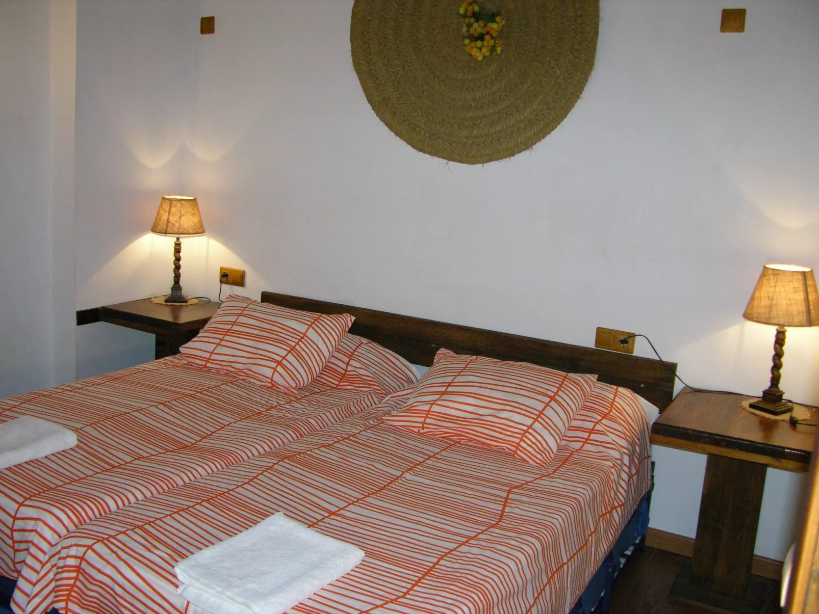 Wohnung Bohílgues, mit Terrasse