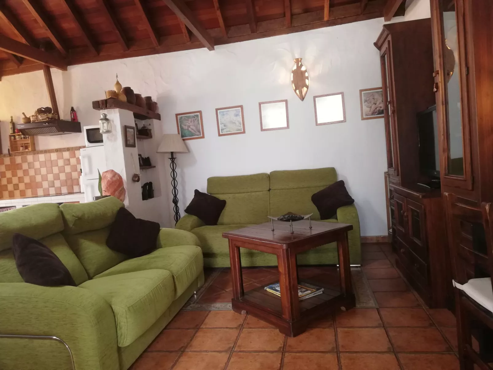 Die Schule von La Sorrueda-Binnen