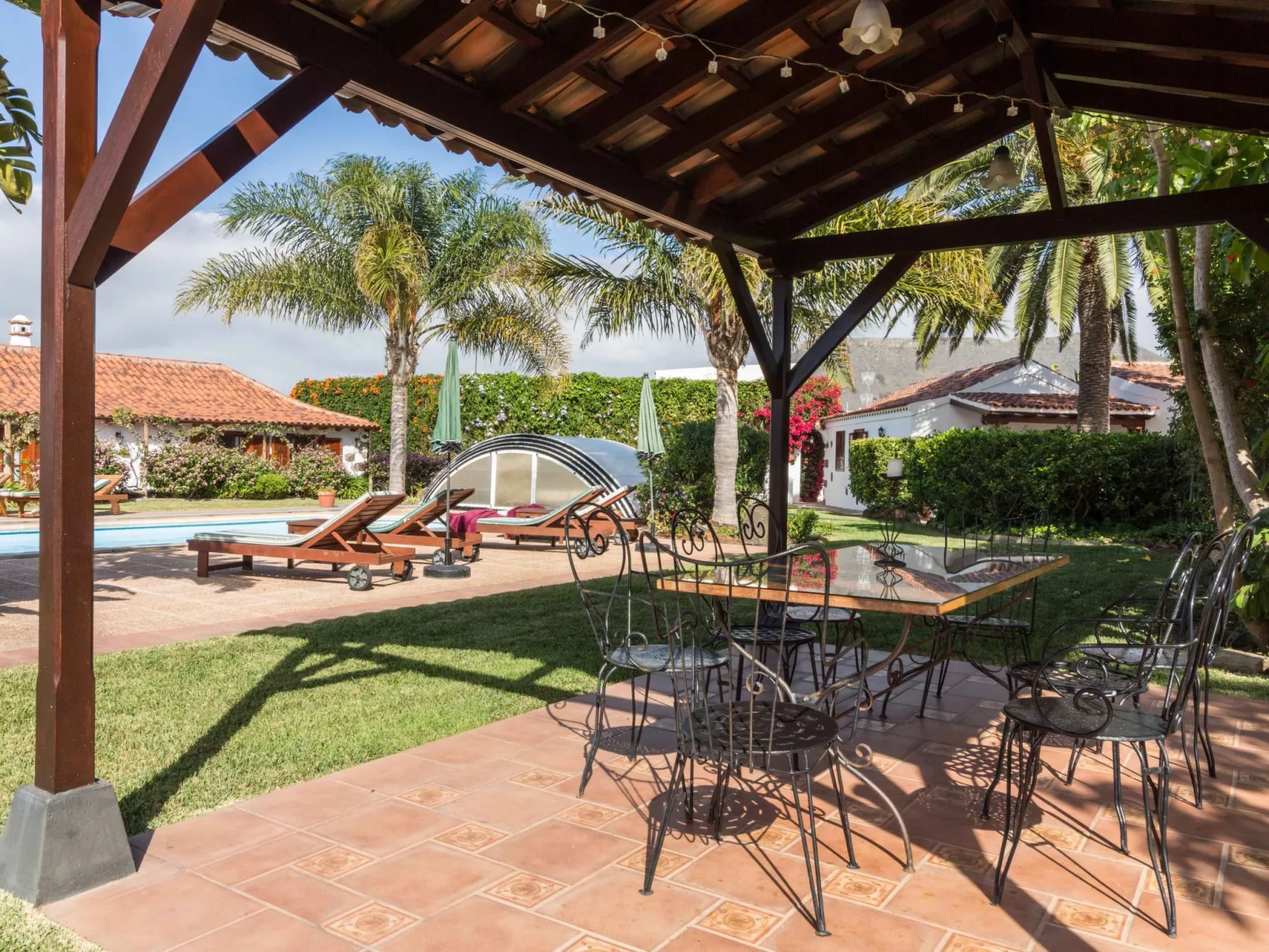 Finca Picacho "Ferienhäuser für große Gruppen"-Buiten