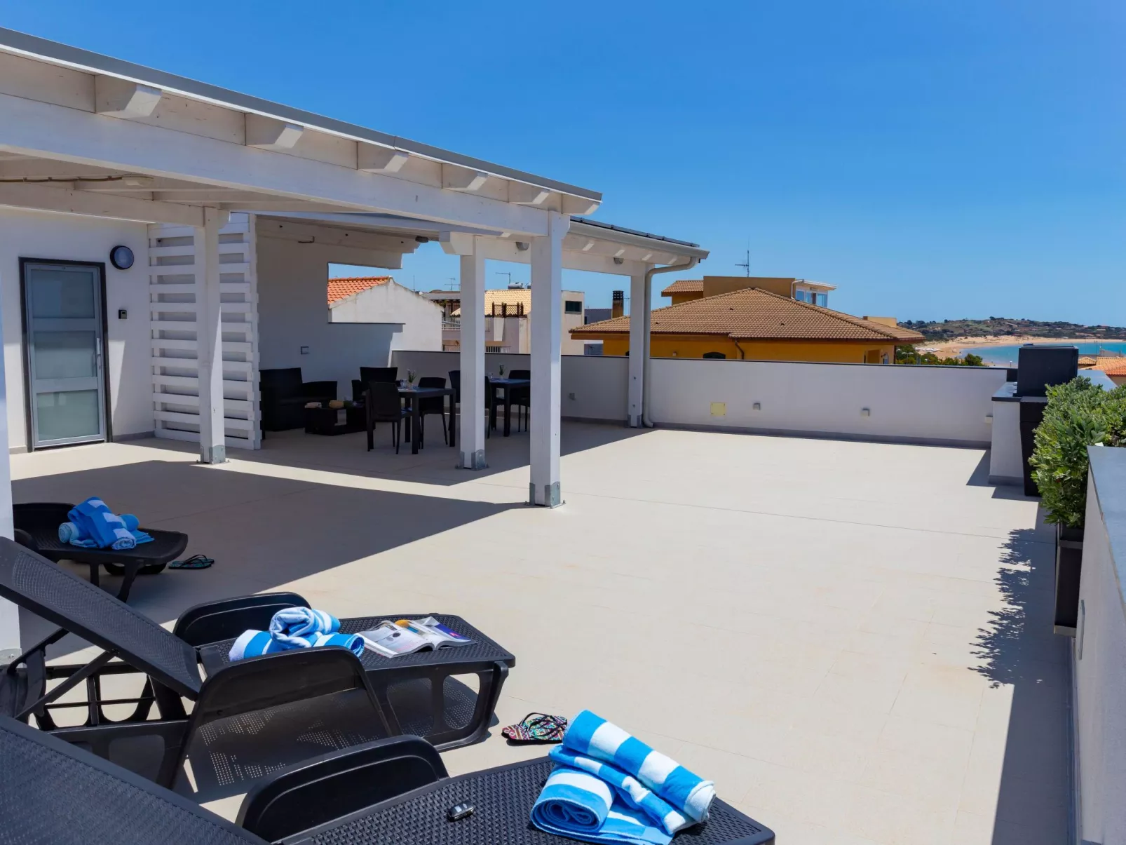 Wohnung 'Talia' mit Wasserblick-Buiten