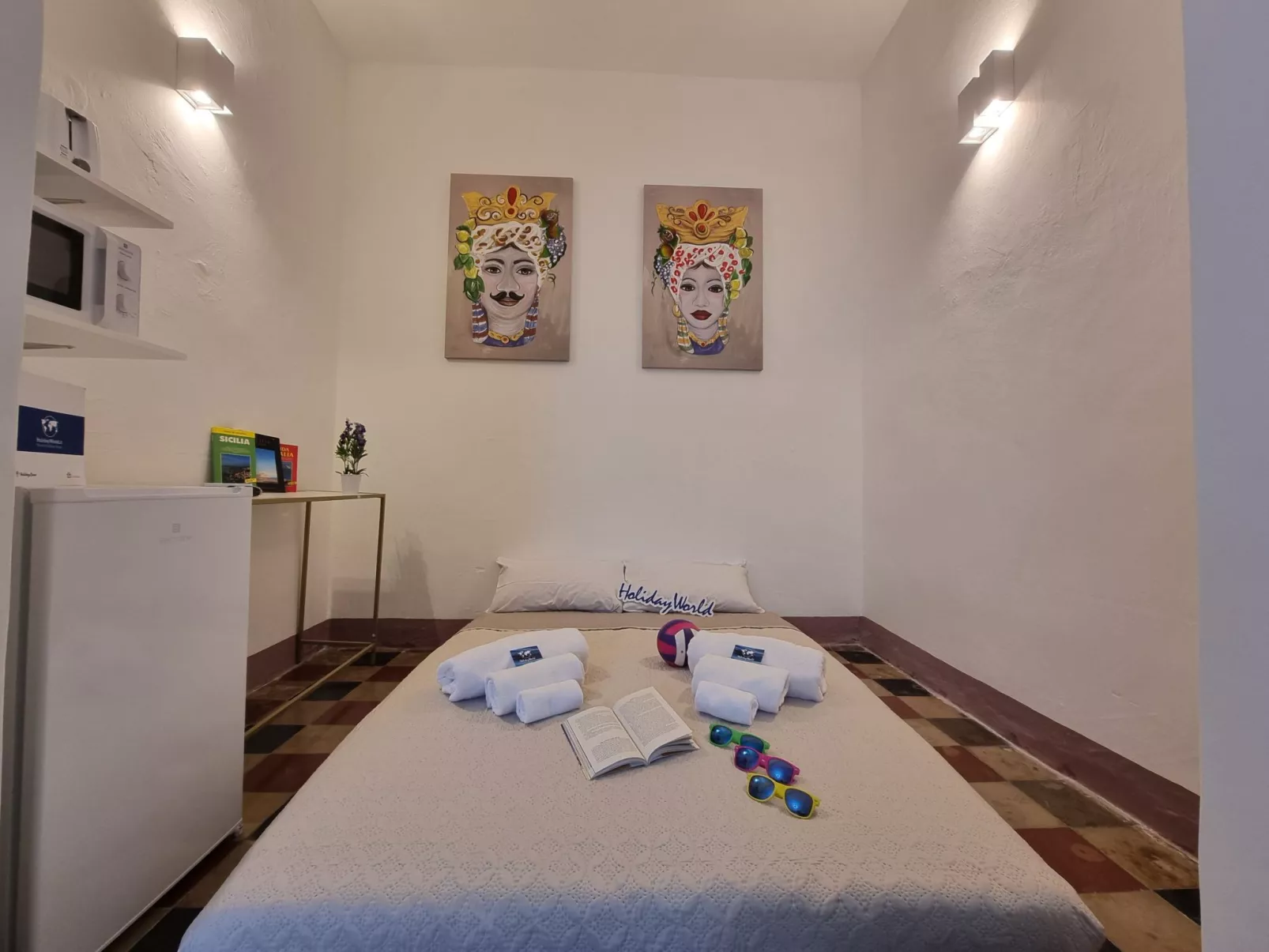 Donna Emma von Holiday World-Binnen