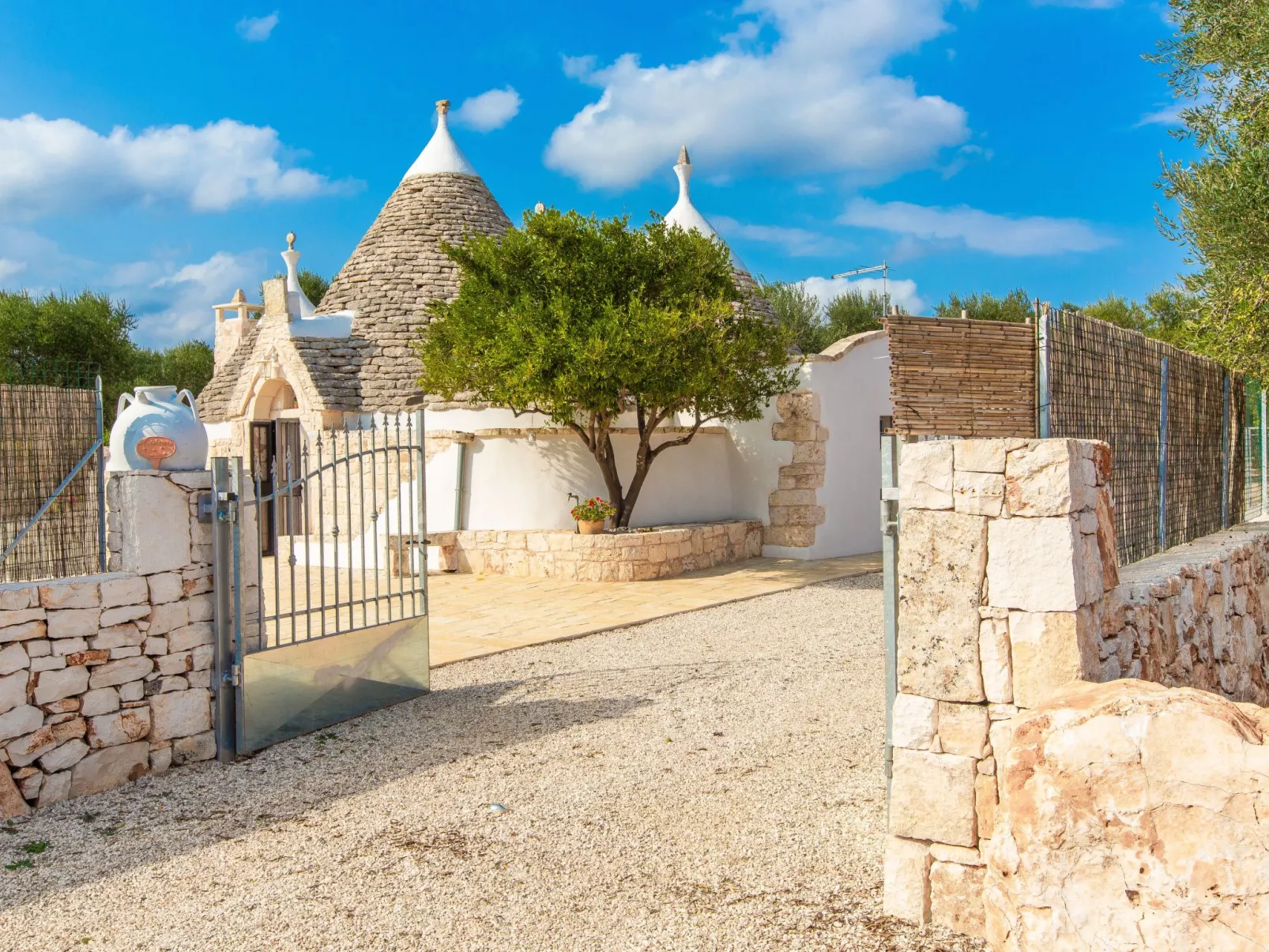 TRULLO  mit pool OSTUNI: Kostenlos: Bettwäsche und Handtücher, 2 Fahrräder, 1 H-Buiten