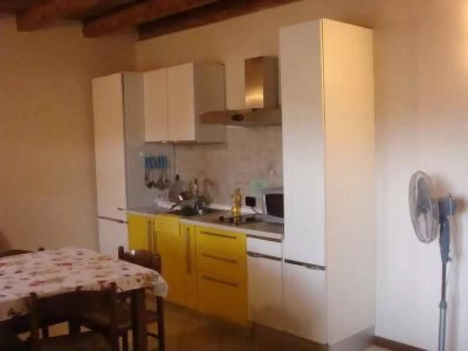 Mit großer Terrasse-Binnen