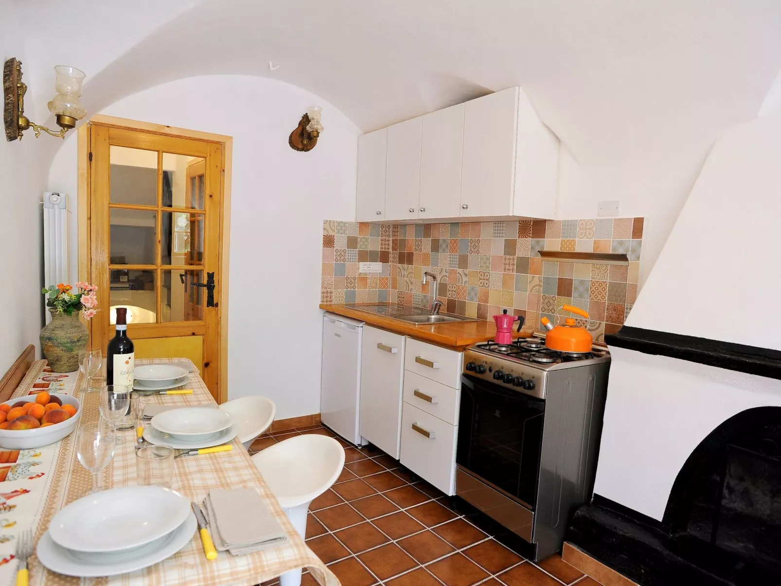 Panoramawohnung mit Balkon und Terrasse-Binnen