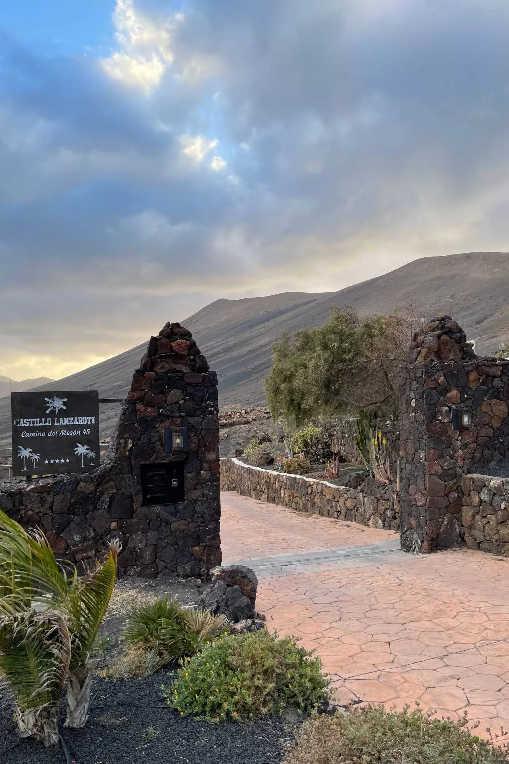Castillo Lanzarote Villa Winni-Image-tags.info