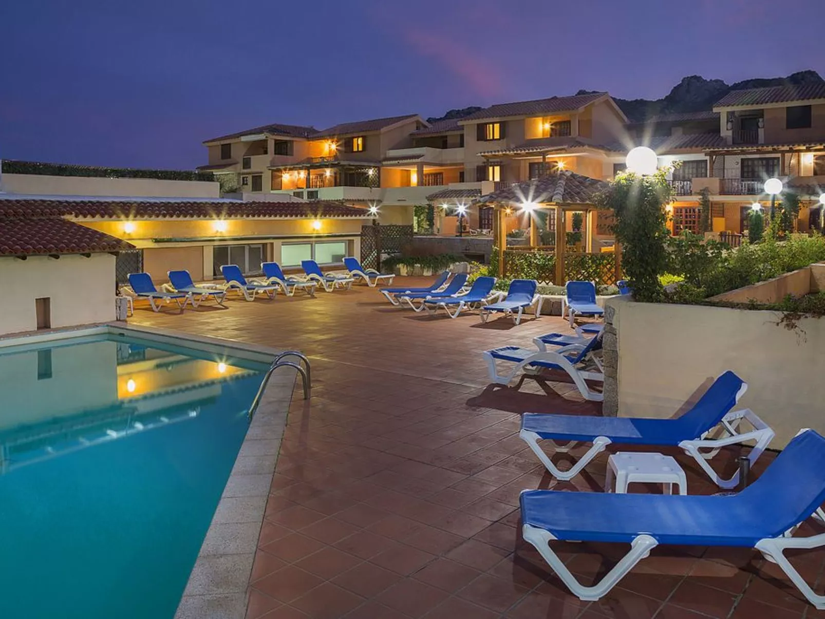 Wohnung in Porto Cervo mit Gemeinschaftspool-Buiten