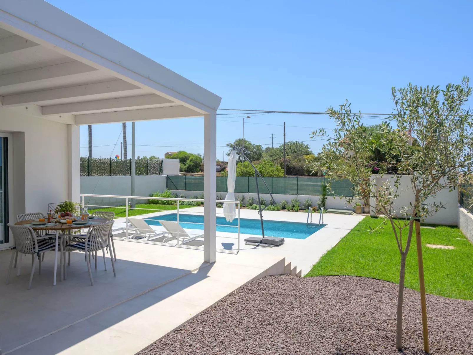 Aloe, Villa mit Pool in Marina di Ragusa-Buiten