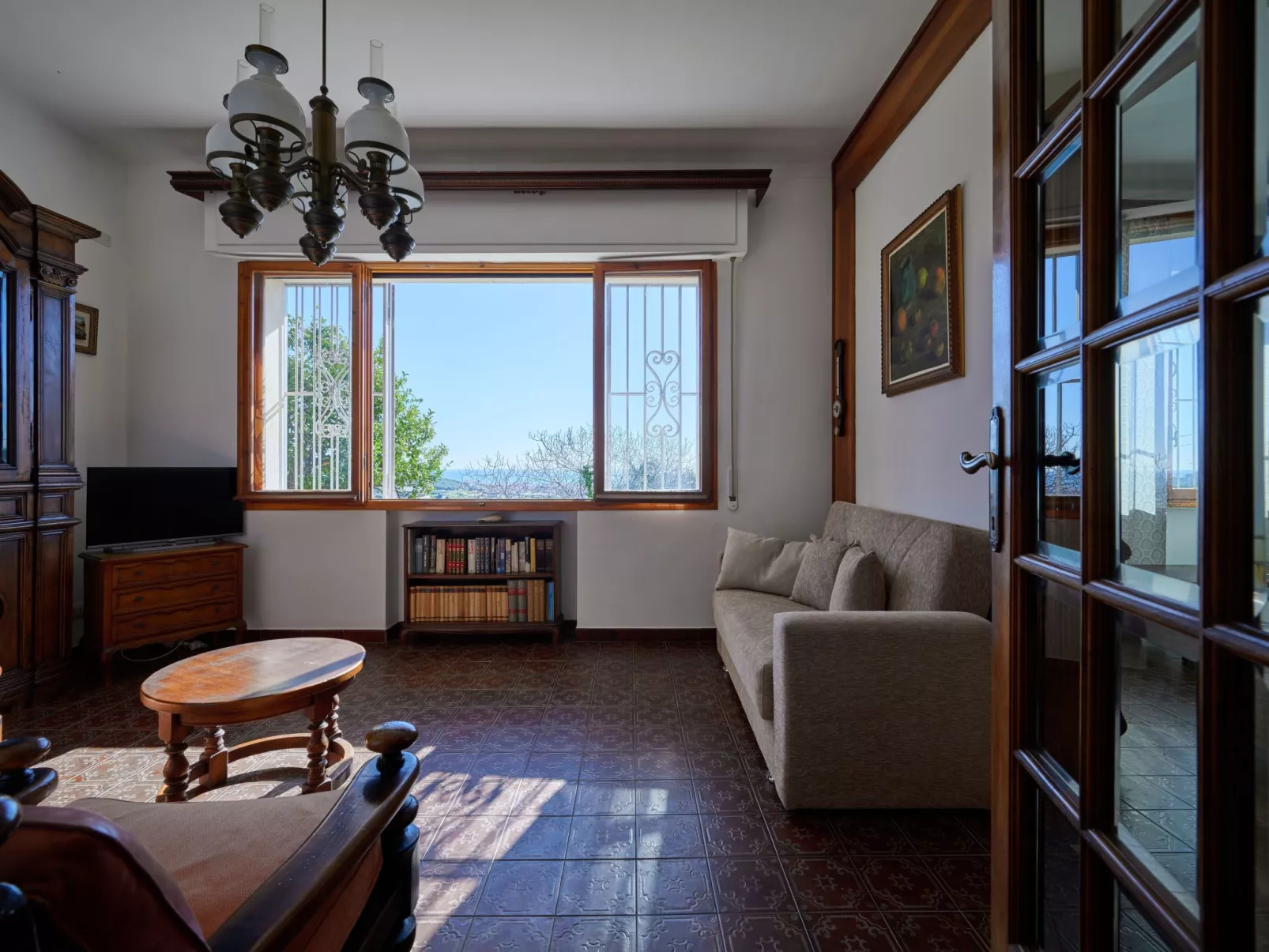 Villa Camilla Gartenwohnung'-Binnen