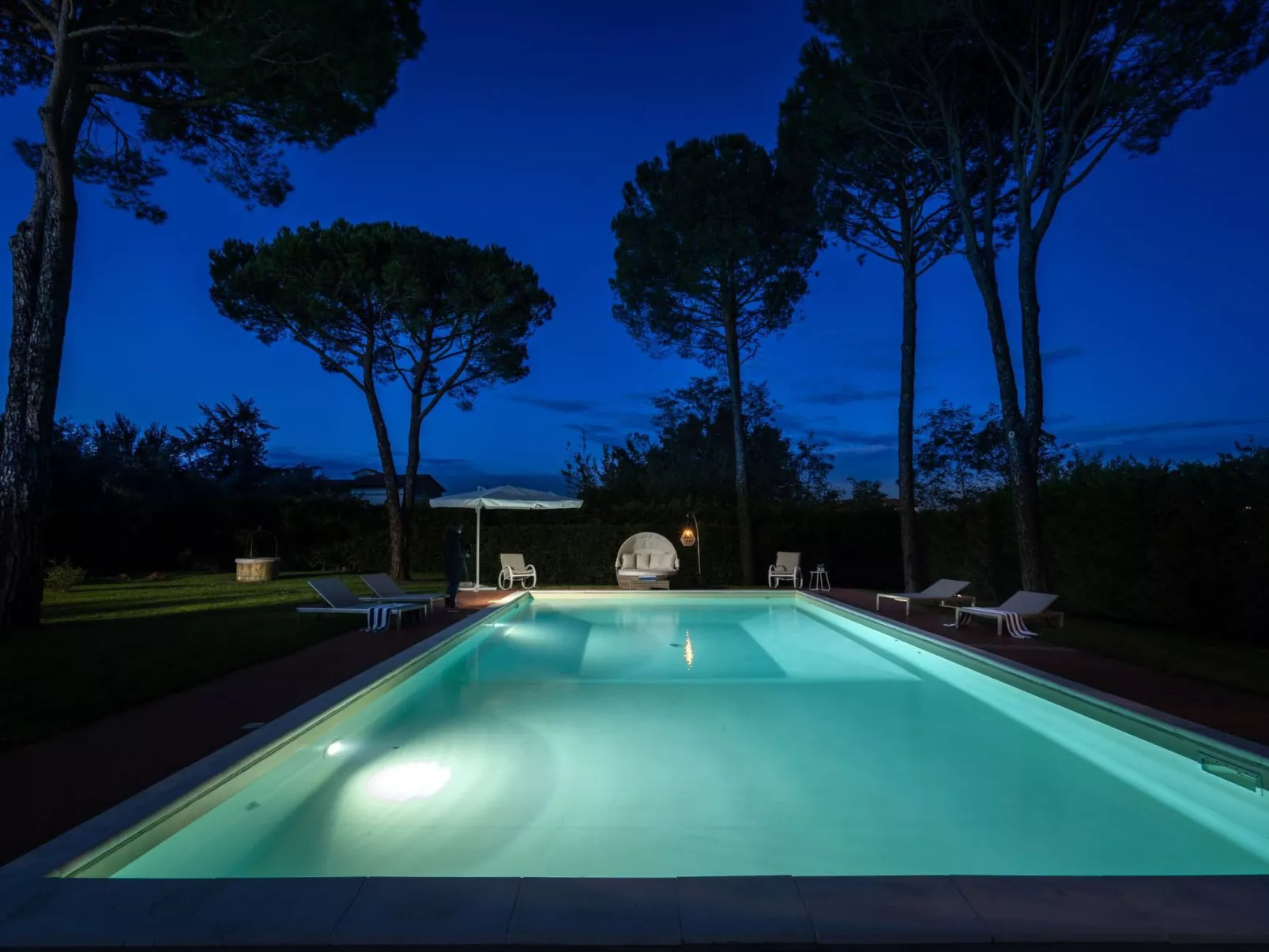 Villa mit Garten und privatem Pool-Image-tags.info