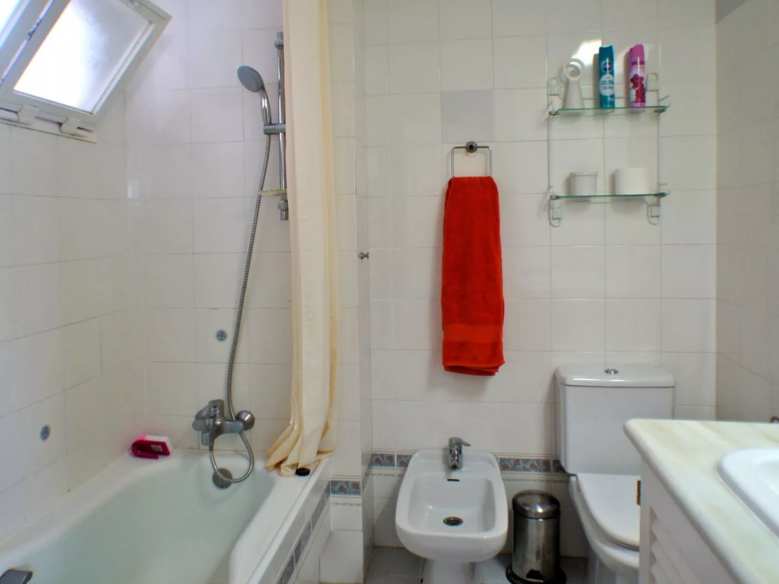 Apartamento 'Dormitorio' mit Terrasse-Image-tags.info