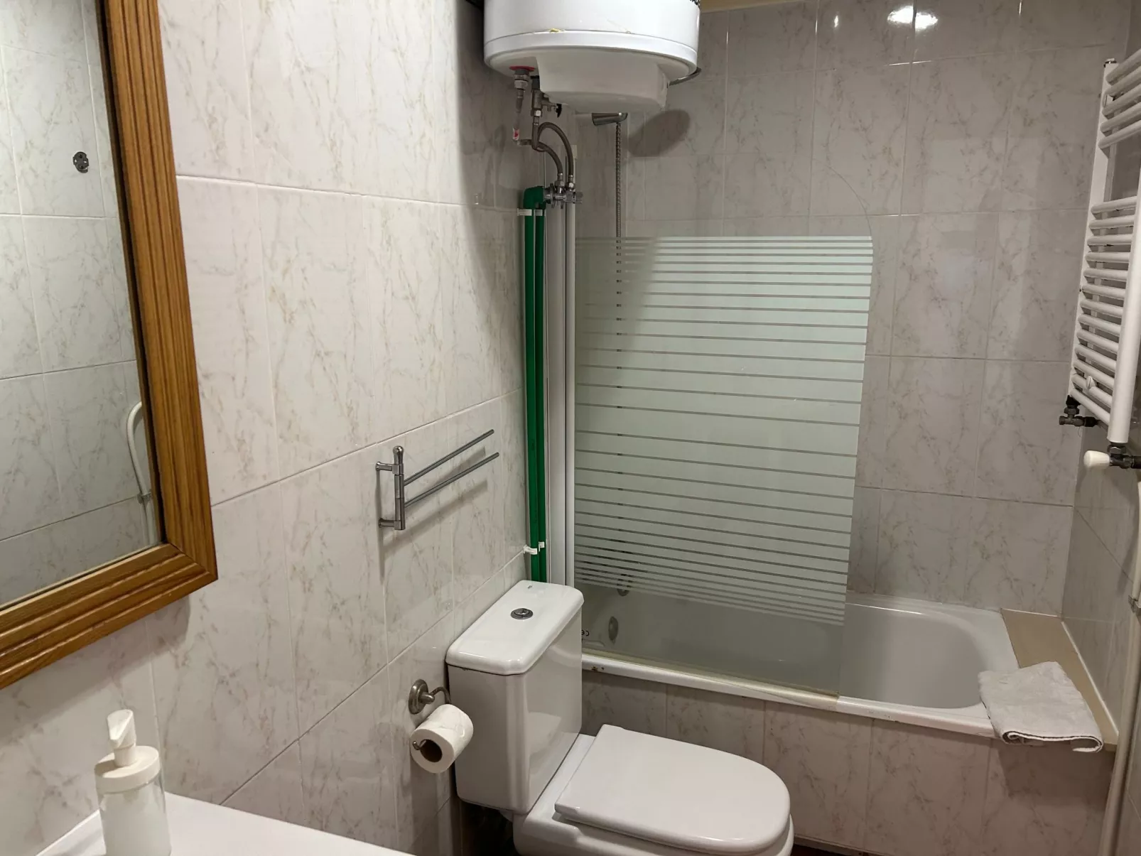 Apartment mit Balkon und Meerblick-Binnen