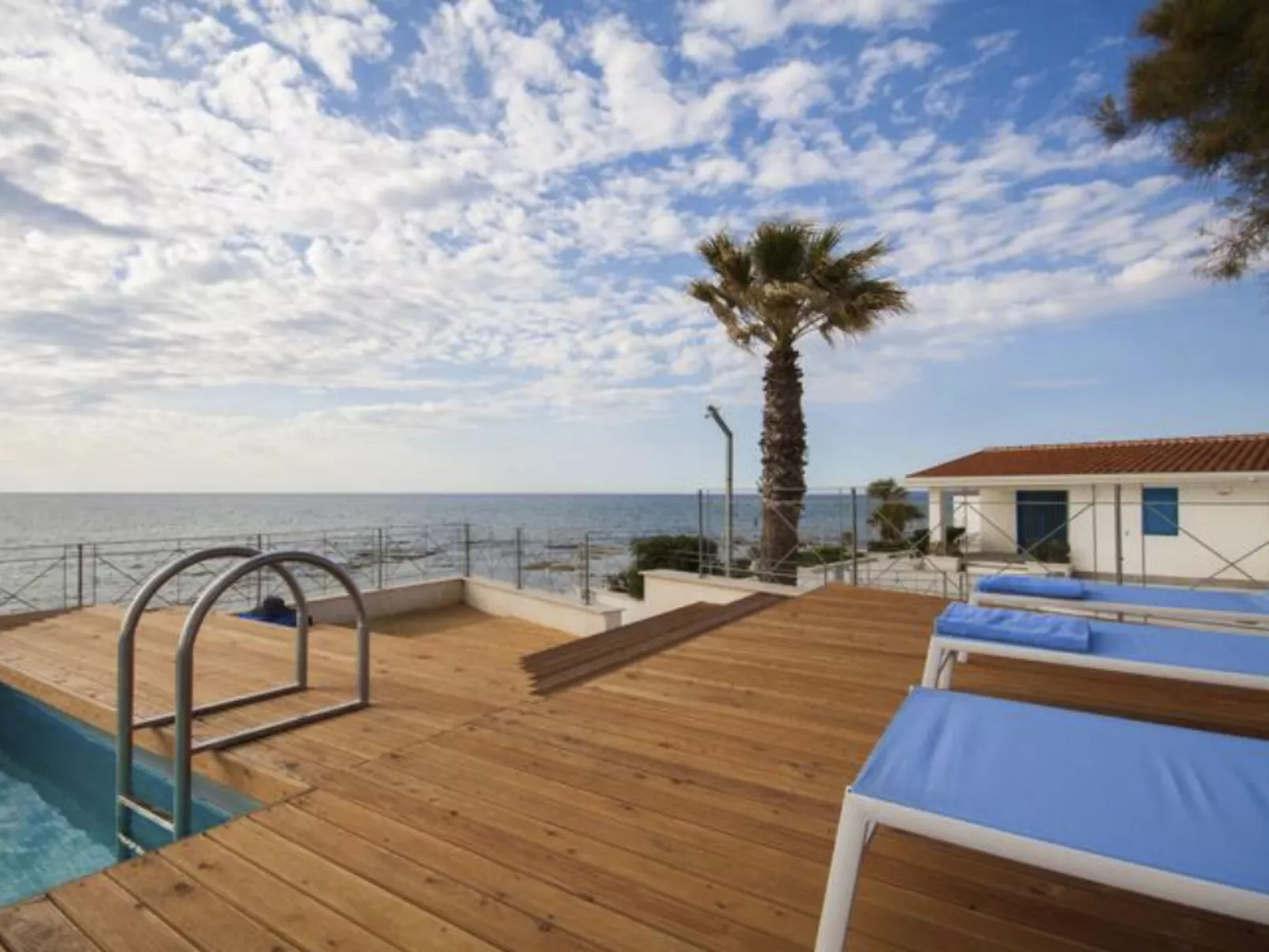 Villa Loreley Marina Beach Resort-Binnen