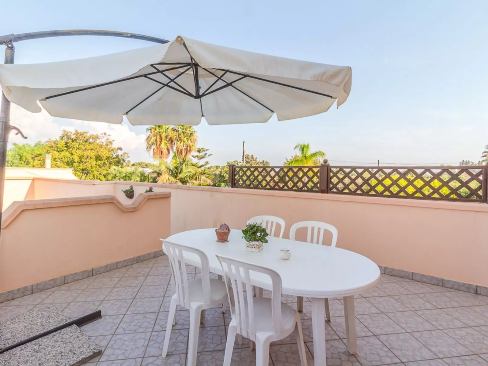 Relax Apartment mit Terrasse-Buiten