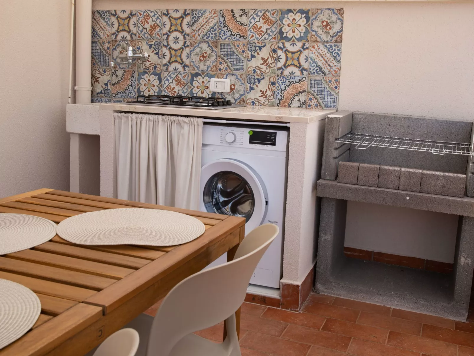 Modernes Loft mit BBQ-Terrasse - Stadtzentrum am Meer-Image-tags.info