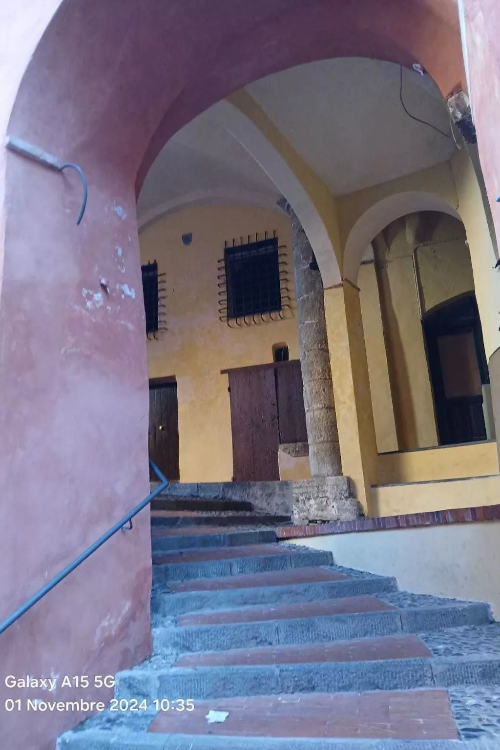 Elegantes historisches Apartment mit herrlichem Meerblick-Buiten