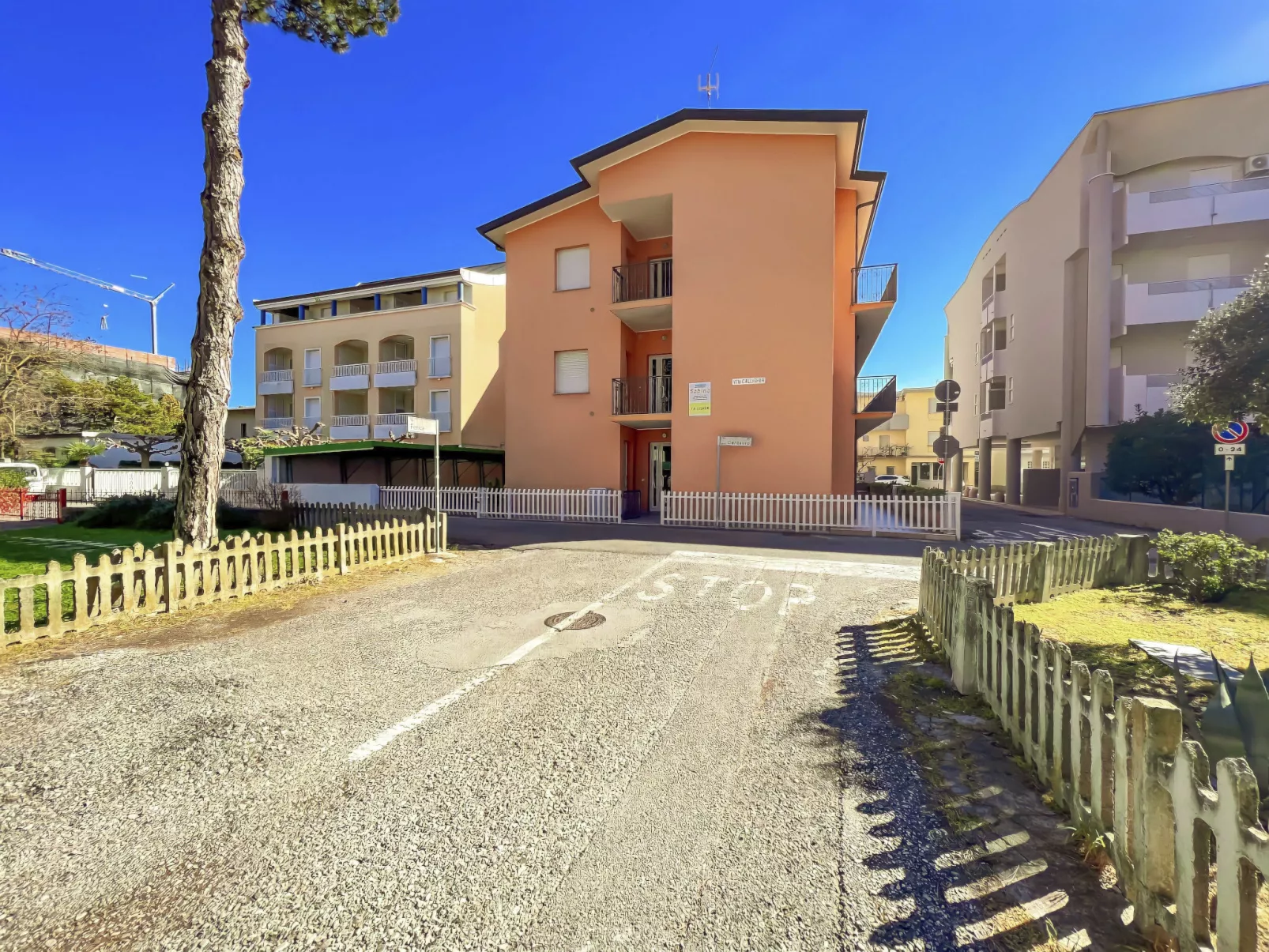 Wohnung 'Calligher A' mit Balkon-Buiten