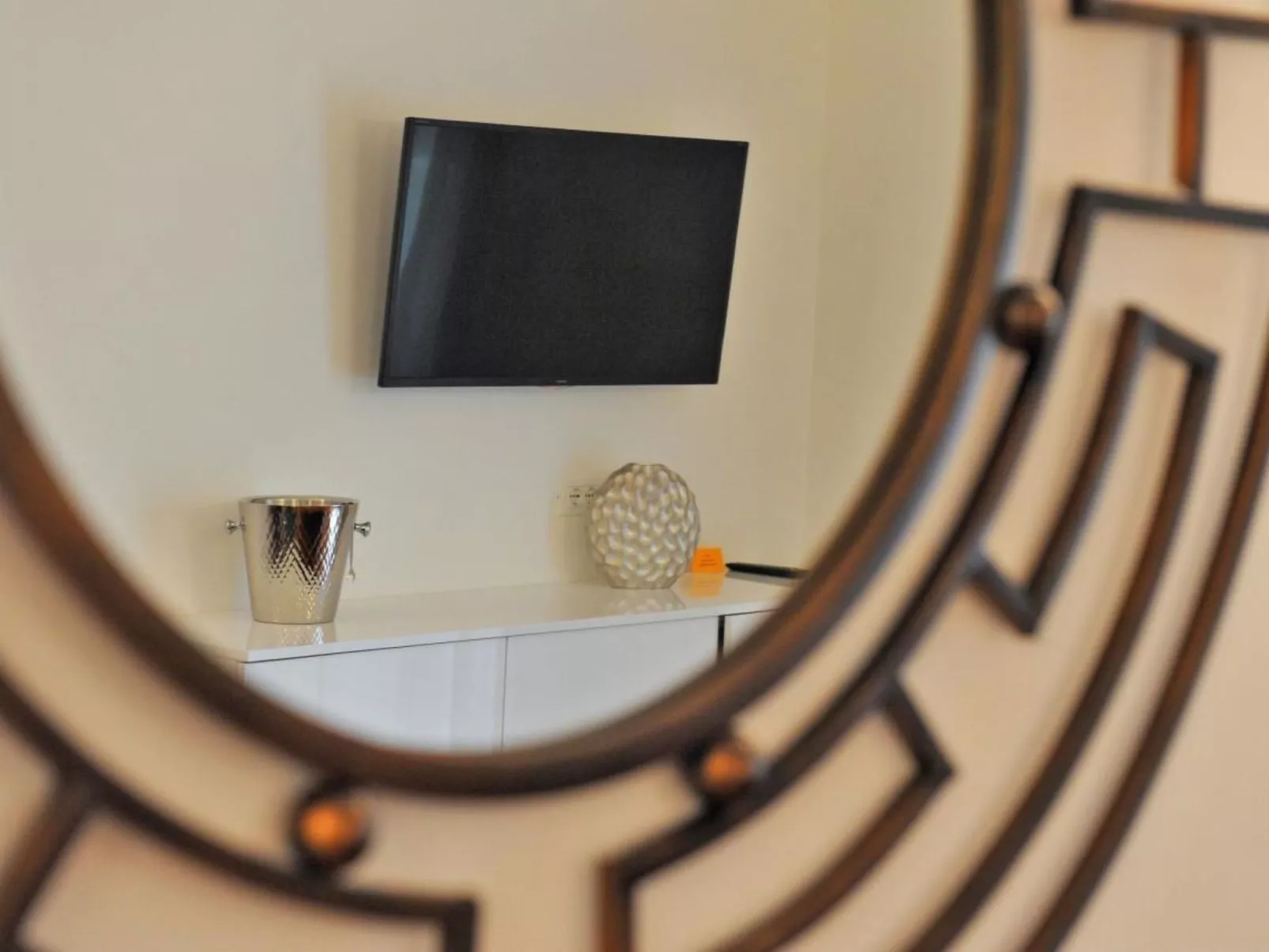 Große Wohnung in Limone Sul Garda mit Terrasse und Garten und Nah am Strand - Image-tags.info