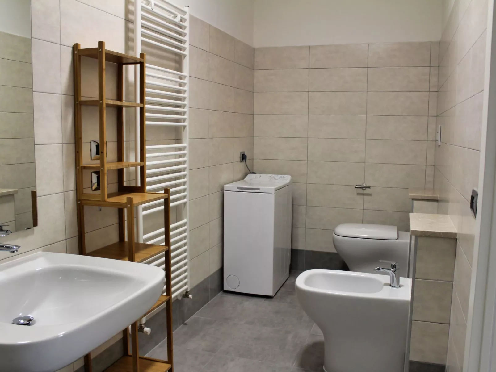 Charmante Wohnung in Solarolo mit Schwimmbad-Binnen