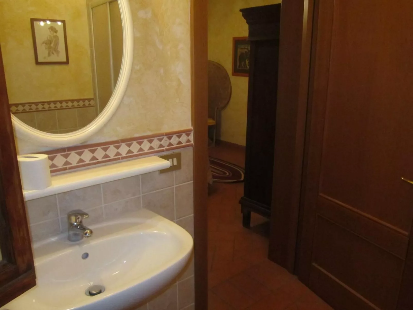 Tolles Ferienhaus in Pian Di Scò mit Privatem Pool und Panoramablick-Binnen