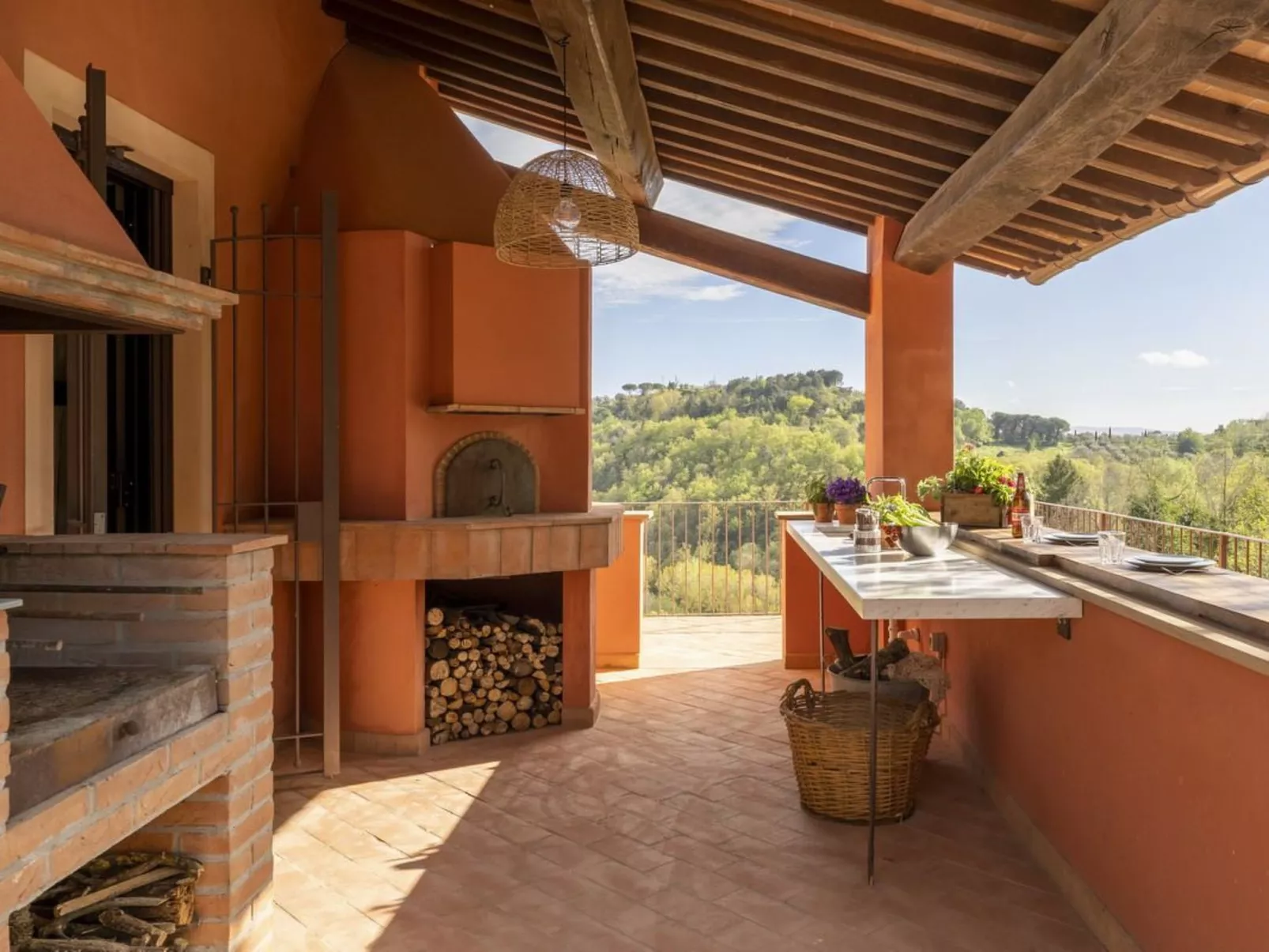 Wunderschöne Villa mit privatem Pool und Whirlpool-Buiten