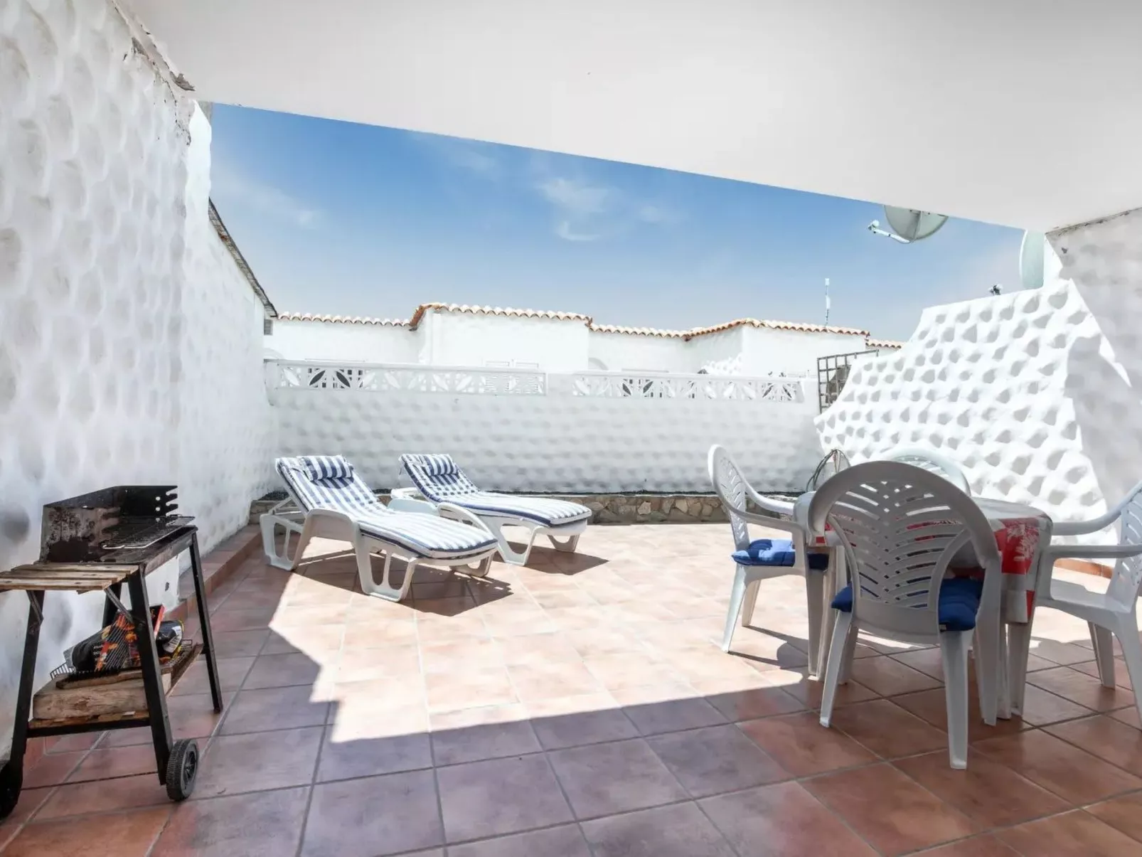 Schöne Wohnung mit Terrasse in Costa Calma-Buiten