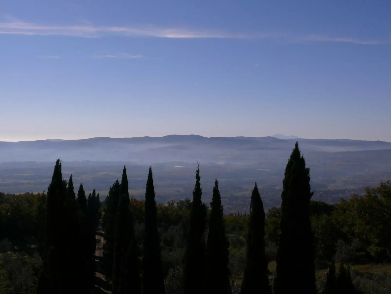Anwesen mit Terrasse-Buiten