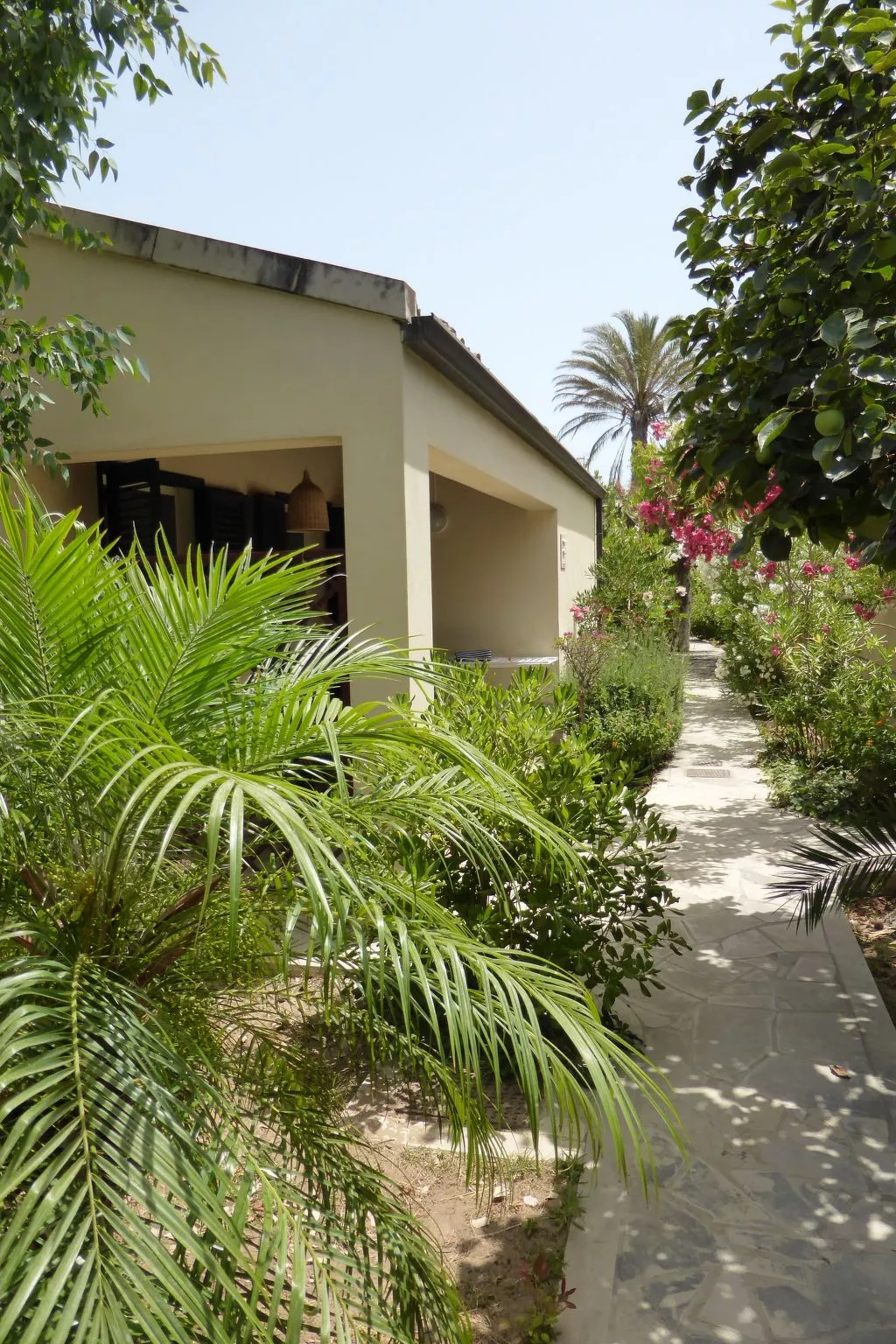 Schöner Bungalow direkt am Sandstrand auf Sizilien-Buiten