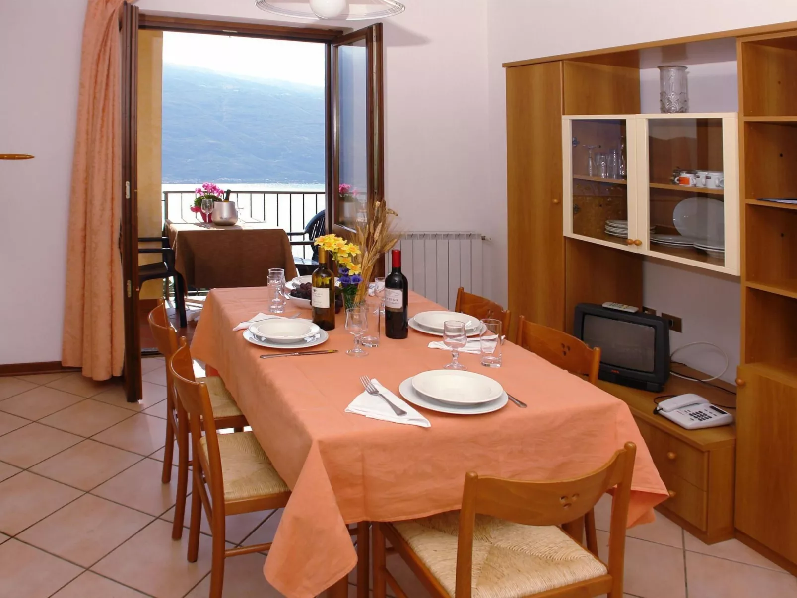 Dreizimmerwohnung mit Seeblick - Binnen