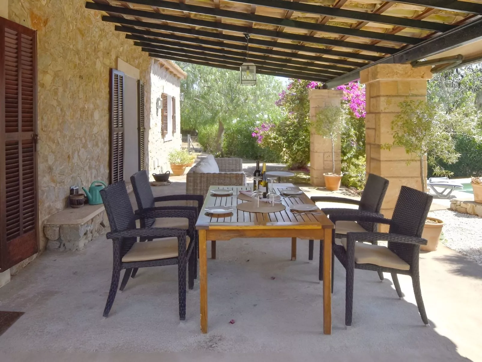 Finca mit Bergblick, Schwimmbad und Klimaanlage.-Image-tags.info