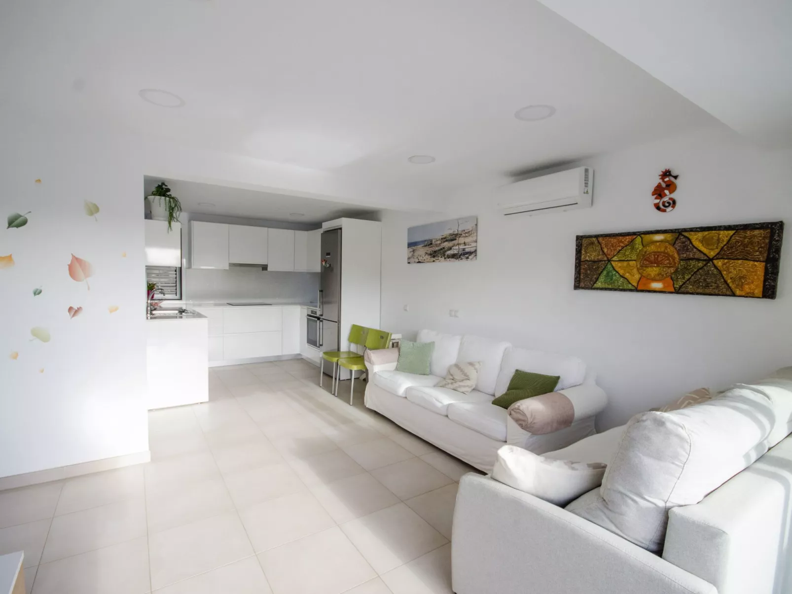 Terrassenwohnung mit zwei Schlafzimmern am Strand-Image-tags.info